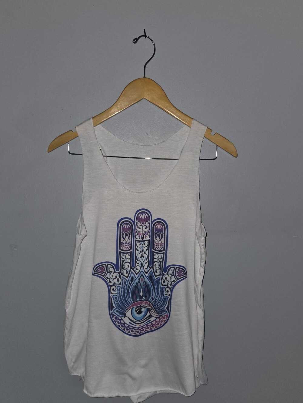 Hamsa Hand Graphic Tee in Blue and Purple
